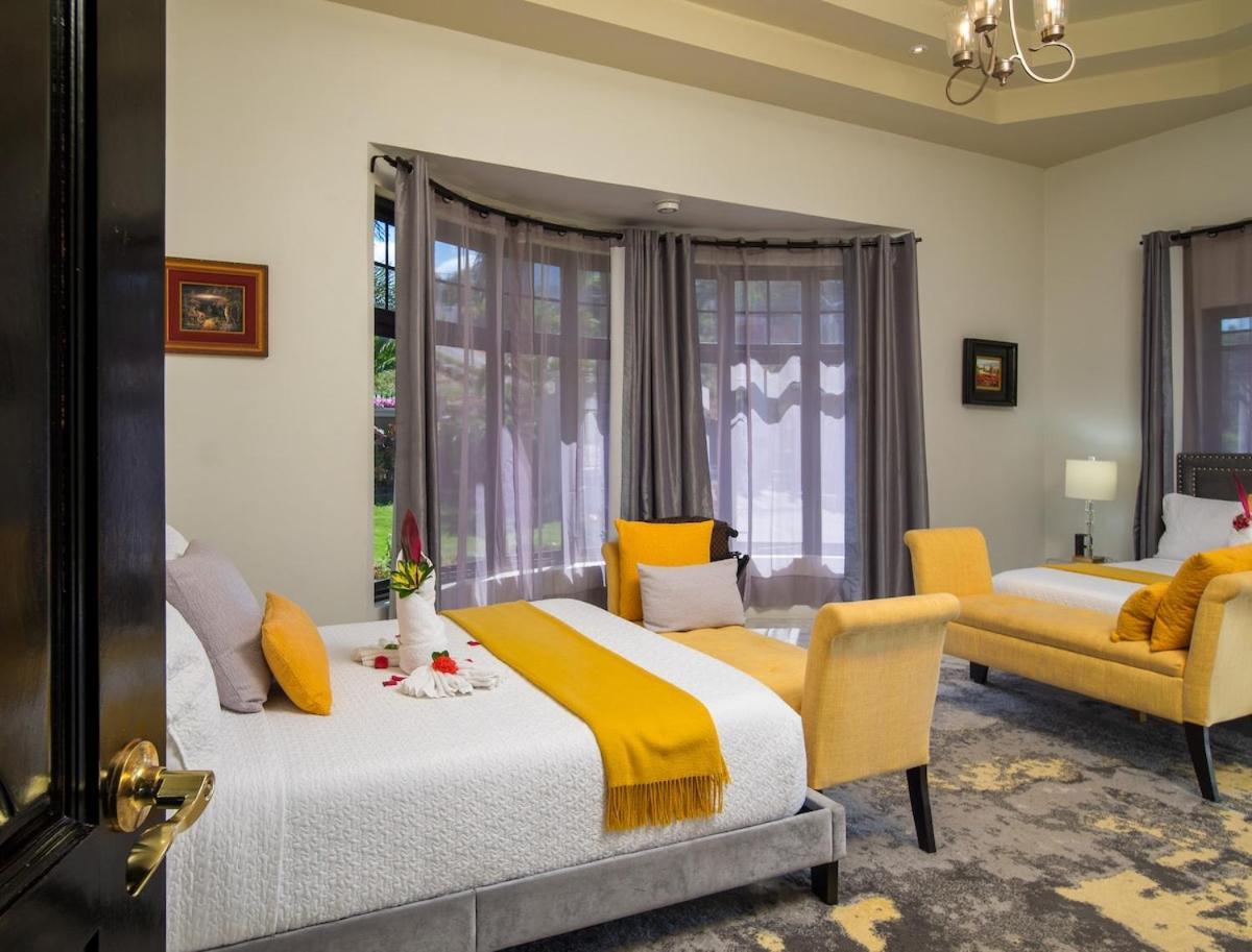 Villa Mimosa Jamaica Exclusive Luxury Stay- Resort Vibe Discovery Bay Eksteriør bilde