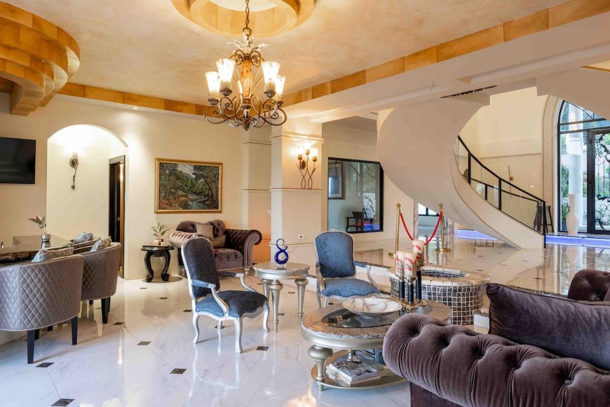 Villa Mimosa Jamaica Exclusive Luxury Stay- Resort Vibe Discovery Bay Eksteriør bilde